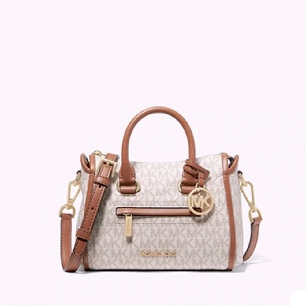 Michael Kors Vanilla Carine XS Crossbody or Mini Purse, NWT - Picture 1 of 6